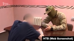 Полонений з охоронцем