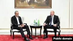 Azərbaycan və İran prezidentləri görüşür