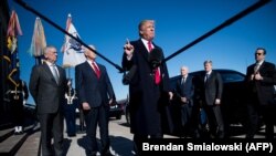 Президент Трамп бо вазири дифоъ Ҷим Мэттис қабл аз мулоқот дар Пентагон