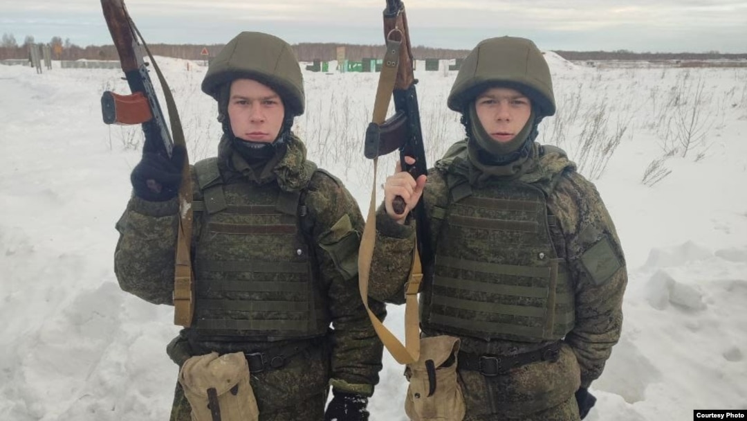 Russian conscripts Konstantin (right) and Dmitry Reshka, 20, were called up in November 2023 for military service, but the twin brothers had no intention of serving for longer than the required year.