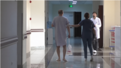 Xərçənglə mübarizə üçün kreditə girdi: 'Yaşamaq istəyirəm'