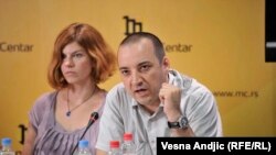 Mia David i Dragan Popović na konferenciji