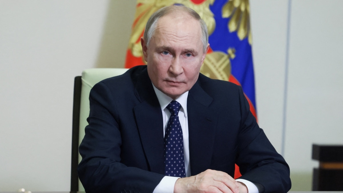 Putin demanded to stop the supply of weapons to Ukraine during the ceasefire. Bloomberg