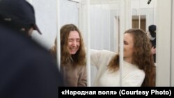 Дар’я Чульцова і Кацярына Андрэева ў судзе, 18 лютага 2021