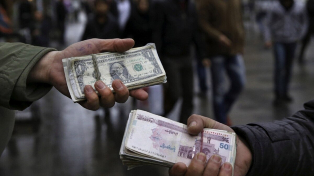Devaluation Of Iran s Currency Accelerates With Dollar Hitting 260 000 