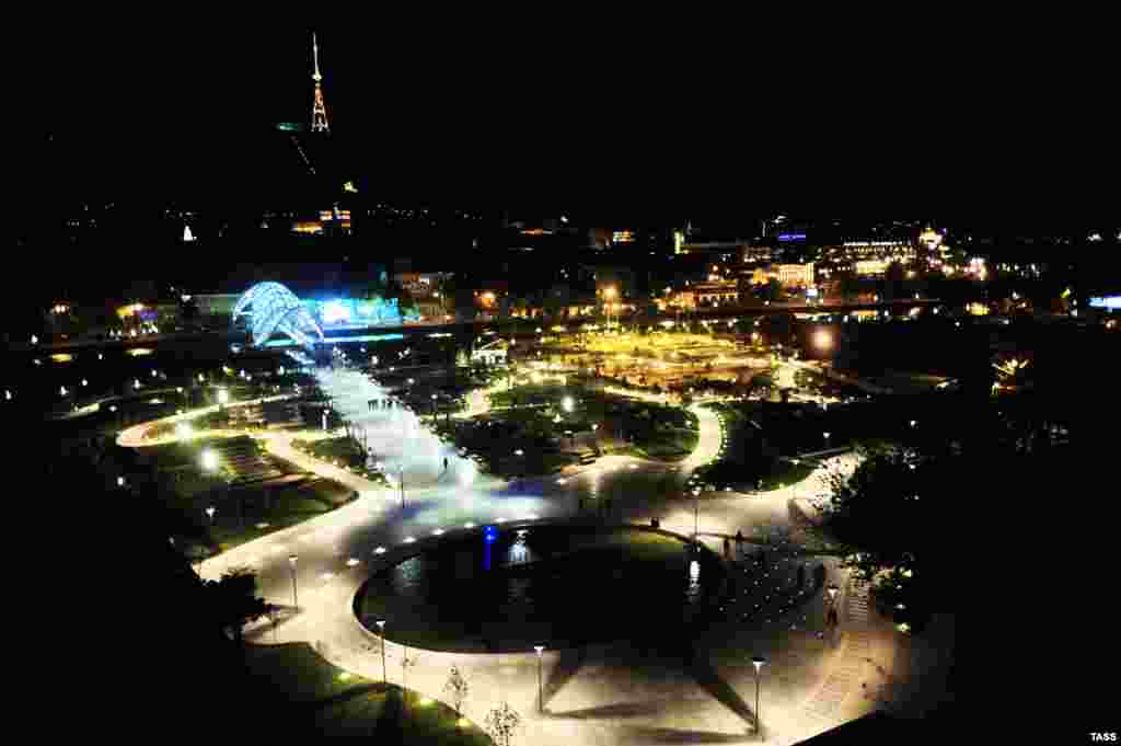 The newly constructed Rike Park with the Bridge of Peace in the distance.