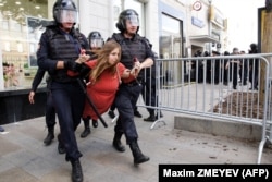 Фото с протестной акции 27 июля в Москве.