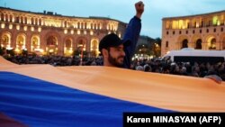 Опозиційна акція ввечері 18 квітня, Єреван, Вірменія