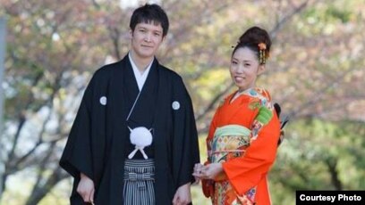 Әйелінің жеке суреті Әйелінің жеке суреті