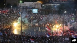 Zeci de oameni arestați la protestul studenților din Belgrad