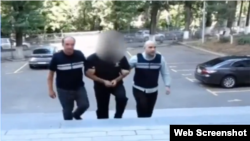გიორგი მიქაძის დაკავების კადრები.