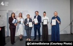 Цырымонія ўзнагароджаньня ў часе ўрачыстасьцяў да Дня Волі ў Варшаве