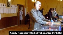 Виборча дільниця в Луганській обласній лікарні, 31 жовтня