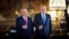 „Thumbs up” la Mar-a-Lago. Viktor Orbán (stânga) l-a vizitat pe Donald Trump în Florida pe 11 iulie, făcând un detur de la summitul NATO de la Washington. 