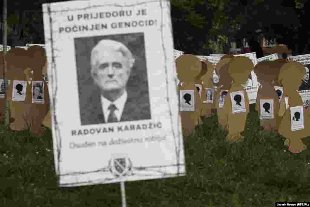 Bez obzira na stravične zločine u i okolini Prijedora, dokazano postojanje logora i više od tri hiljade ubijenih, Radovan Karadžić oslobođen je tačke optužnice koja ga je teretila za genocid u ovoj, ali i još šest bh. opština.&nbsp;