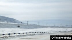 Հայաստանի ավտոճանապարհներից մեկը ձմռանը, արխիվ