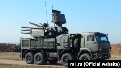 Российские военные учения в Крыму с применением ЗРПК «Панцирь-С1»