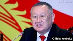 Каныбек Осмоналиев.
