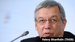Валентин Гапонцев.