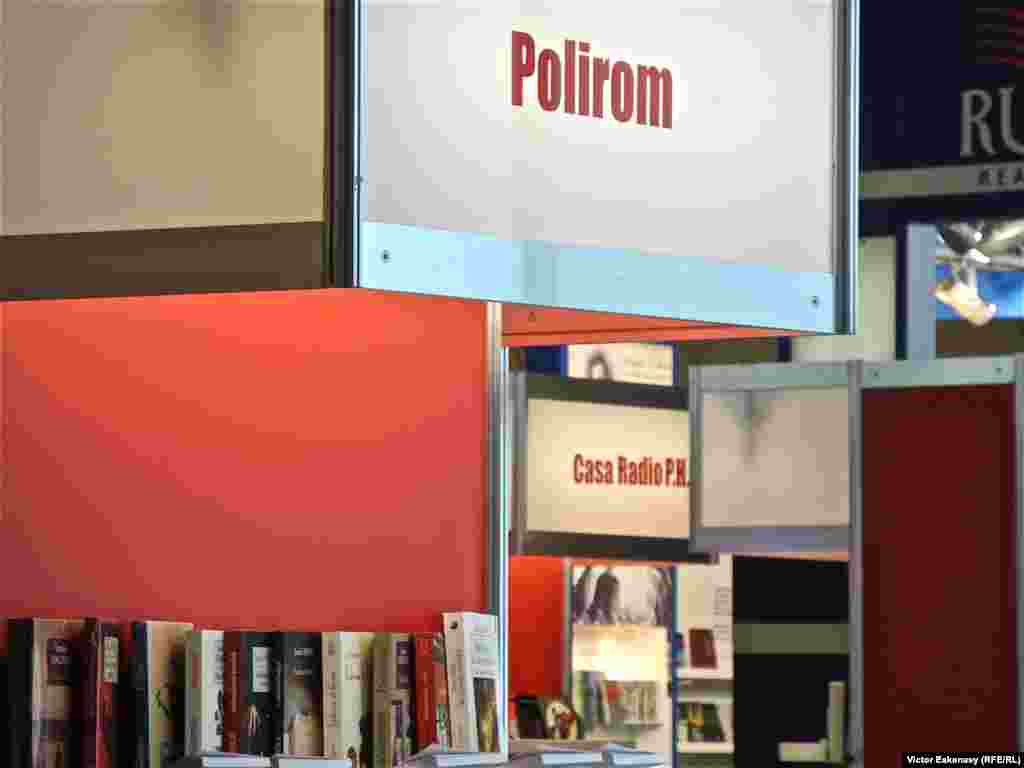 De la Iași la București.