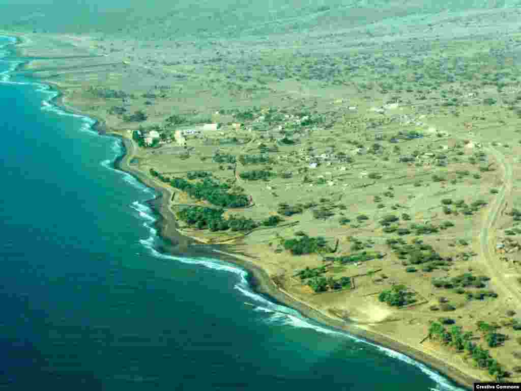 A contemporary photograph shows the area today. There are no visible traces of the few weeks it spent under Cossack rule.