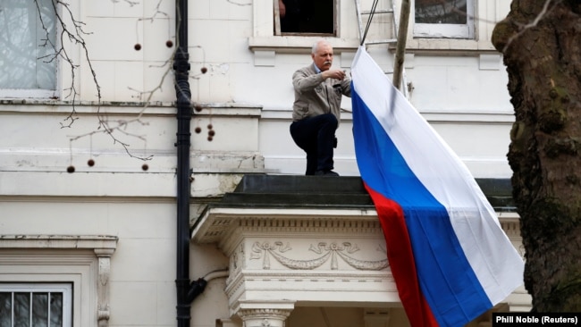 Ð¡Ð½ÑÑÐ¸Ð� ÑÐ¾ÑÑÐ¸Ð¹ÑÐºÐ¾Ð³Ð¾ ÑÐ�Ð�Ð³Ð� ÑÐ¾ Ð�Ð´Ð�Ð½Ð¸Ñ ÐºÐ¾Ð½ÑÑÐ�ÑÑÐºÐ¾Ð³Ð¾ Ð¾ÑÐ´Ð�Ð�Ð� Ð¿Ð¾ÑÐ¾Ð�ÑÑÑÐ²Ð� Ð&nbsp;Ð� Ð² ÐÐ¾Ð½Ð´Ð¾Ð½Ð�