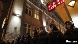 Кордони поліці в Москві після парламентських виборів