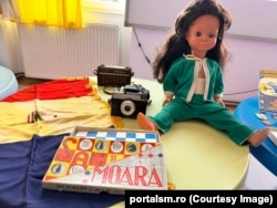 Jucării de dinainte de Revoluția din 1989.