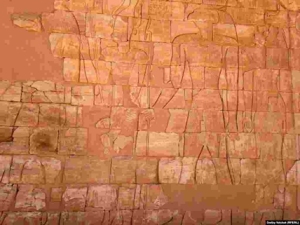 Храм Амона в Наке был построен в 1 веке н.э. царем Накатамани