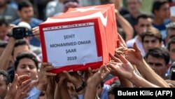 Un siciru al uni coil de nouă luni, Mohammed Omar, omorât în atacul din Akcakale în nordul Siriei pe 11 octombrie 2019