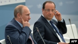 Putin dhe Hollande - foto arkivi