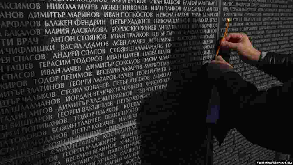 A kommunizmus áldozatainak emlékére gyújtanak gyertyát Szófiában február 1-jén