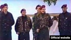 Pripadnici paramilitarne grupe "Škorpioni"