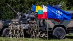 Военнослужащие НАТО в "Сувалкском коридоре" на территории Польши недалеко от границы с Калининградской областью