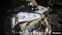 რუსული დრონების შეტევის შედეგად დანგრეული შენობა ხარკოვში (საილუსტრაციო ფოტო არქივიდან)