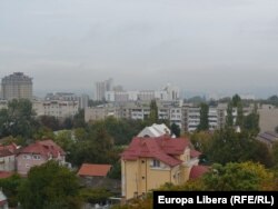 Panorama Chişinăului de pe acoperişul Castelului de Apă