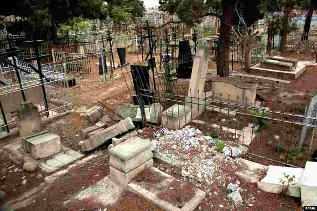 Suraxanıda xristian məzarlığı #13