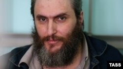 Boris Stomakhin as he appeared in a Moscow court in April 2014