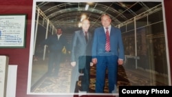 Тохтар Тулешов жана Кыргызстандын мурдагы президенти Курманбек Бакиев