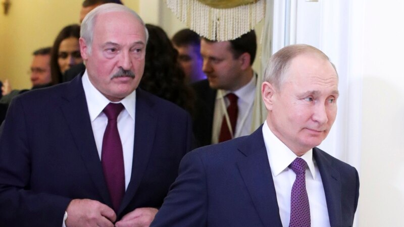 Шрайбман vs Фядута: «З прычыны падзей у Расеі Лукашэнка адкладзе свой адыход ад улады»