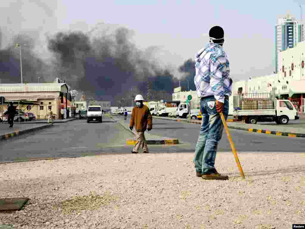 Bahrain - Antivladine demonstracije, Manama, 16.03.2011. Foto: Reuters / James Lawler Duggan 