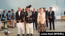 افغان ولسمشر محمد اشرف غني هم خپله رایه استعمال کړه.