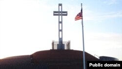 Спорный крест на холме Соледад. Ла-Хойя, Калифорния, США