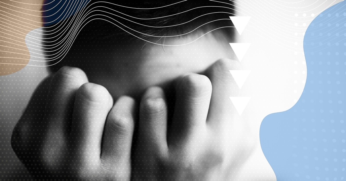 Ertalab toshakda video, kotiba boshligini uygotdi va uni sikdi Liliput jinsi filmi