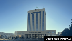 Шымкент әкімдігі. Көрнекі сурет.