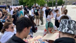 Okupljanje studenata na Slaviji uoči najavljenog protesta, maj 2026.