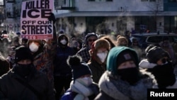 Учасники протесту у Міннеаполісі після стрілянини за участю федеральних імміграційних агентів