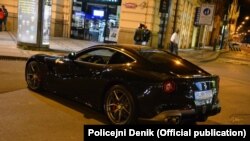 Sərxoş halda «Ferrari» sürən azərbaycanlı Praqada saxlanıb-[fotolar]