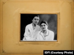 ბარბარე გაბუნია (1899-1937), მარჯვნივ. ფოტო გამოქვეყნებულია ფეისბუკგვერდზე - რეპრესირებულთა ისტორიები - 1937-1938.