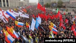 People attend a rally to demand the release of jailed protesters in Moscow on September 29.